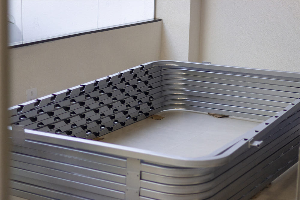 EXPOSITOR PARA ROLOS DE TECIDOS